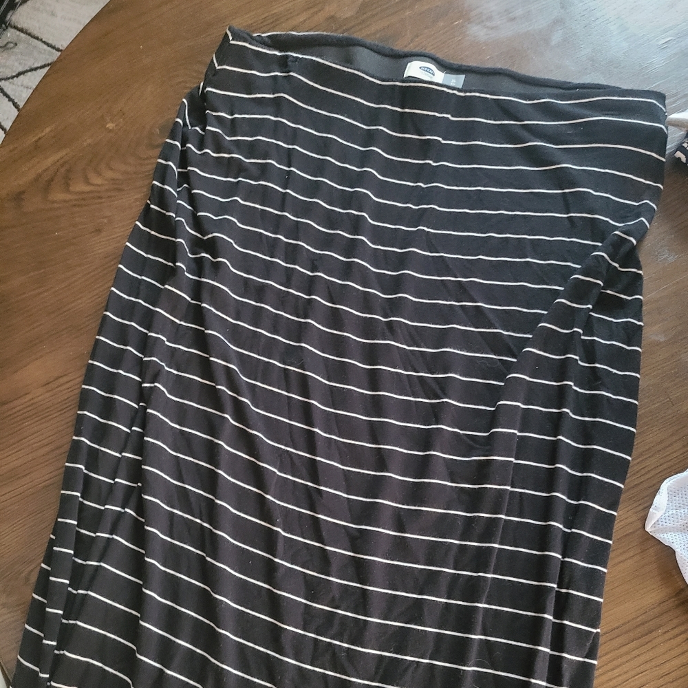 Pin stripped maxi